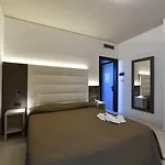 فندق Europa 4*