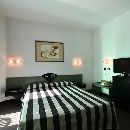 Europa Hotel 4*