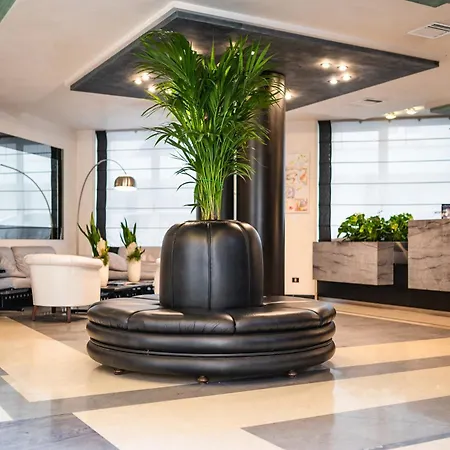Hotel Europa 4*