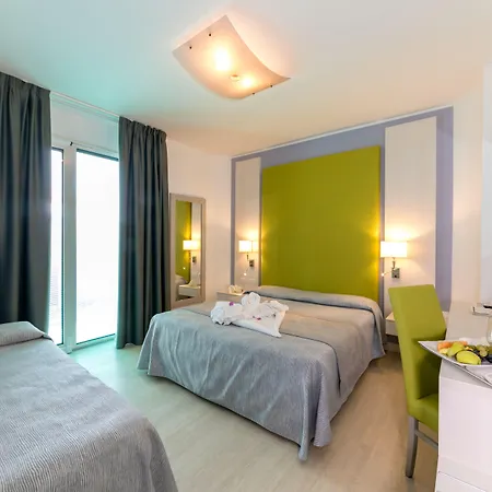 Hotell Europa 4*