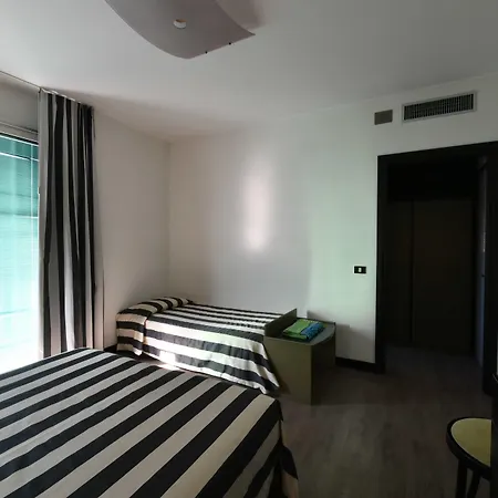 Europa 4*