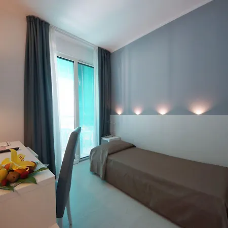 Hotell Europa 4*