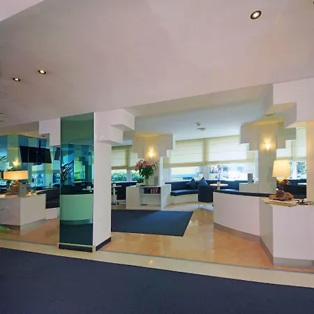 Hotell Europa 4*